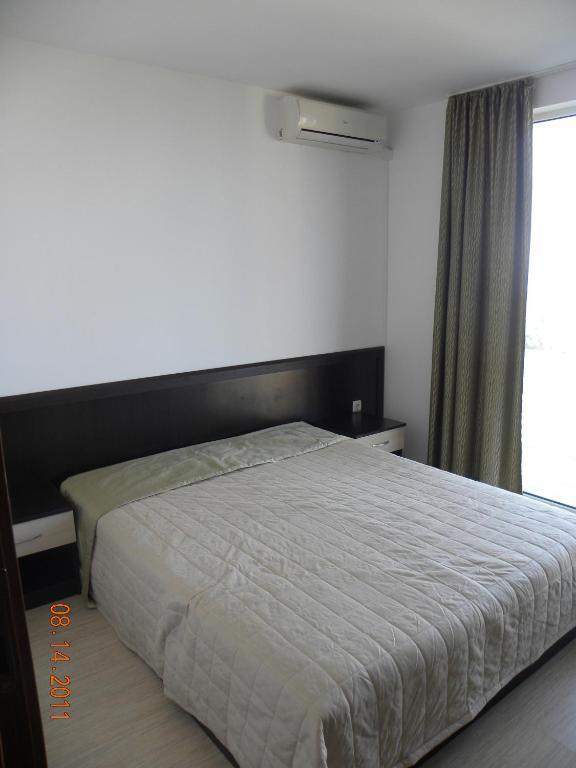 Apartcomplex New Tawn Obzor Chambre photo
